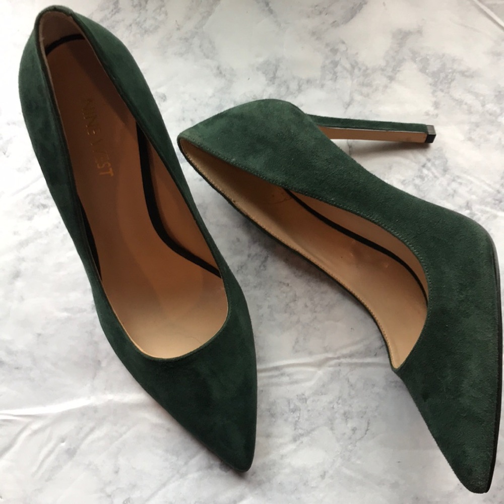 Green pointed toe Nine West Heel Size 7.5
